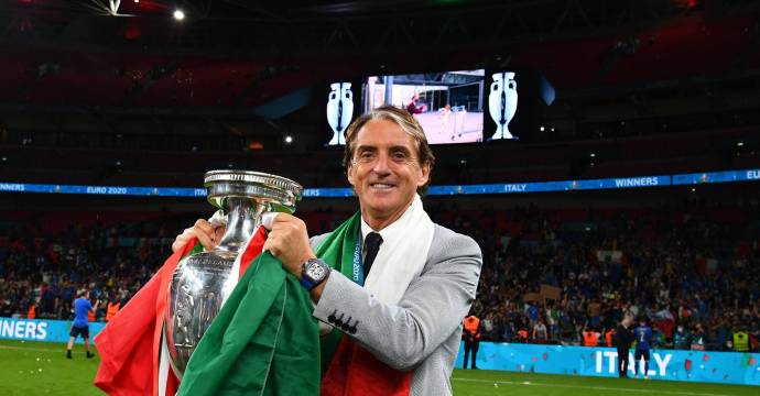 Roberto Mancini Meminta Italia Lupakan Euforia Juara EURO 2020
