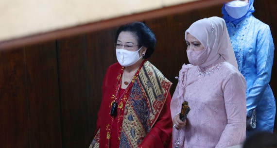 Ibu Negara Iriana Joko Widodo & Presiden ke-5 RI Megawati Soekarnoputri - JPNN.com