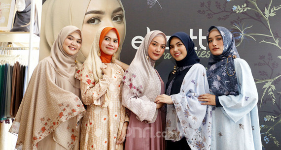 Elzatta Hijab Keluarkan Koleksi Gayatri Series - JPNN.com